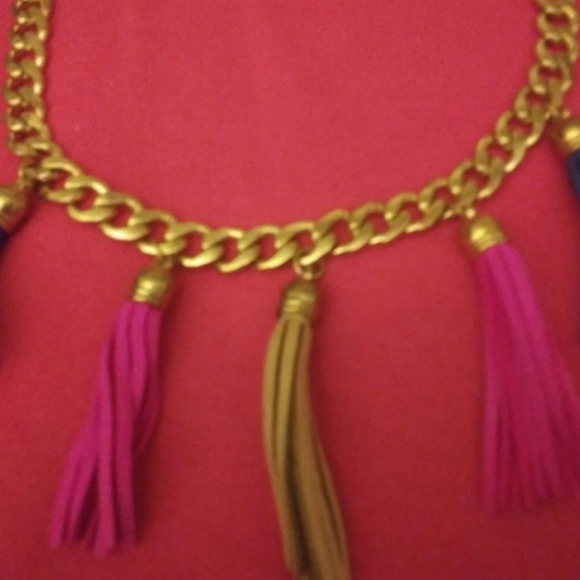 J389 Unique Leather Tassel Statement Necklace - Picture 3 of 4